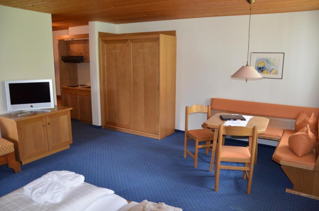 Posthotel Roessle Gaschurn Room photo